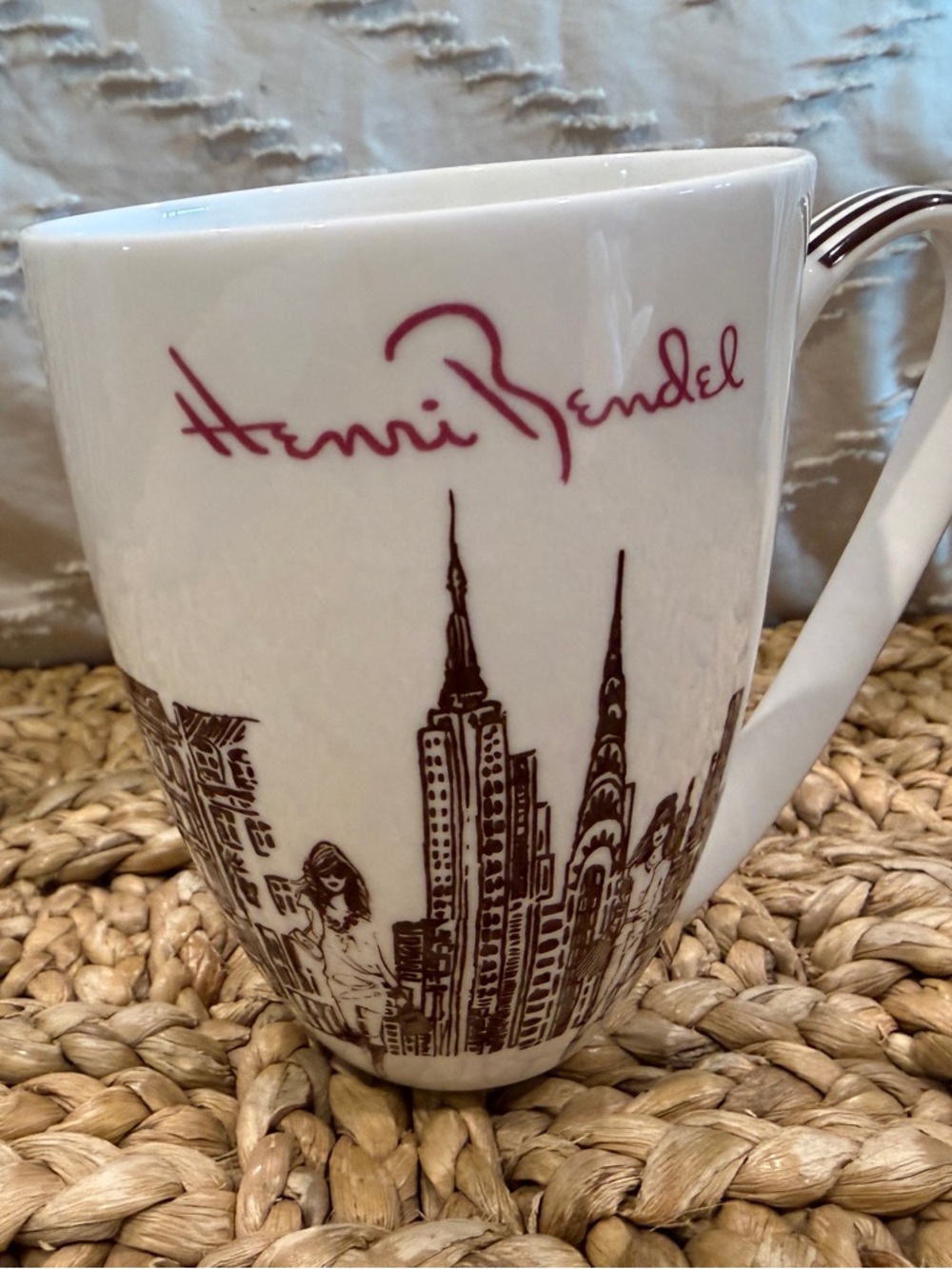 HENRI BENDEL Bone China New York City Skyline Mug
